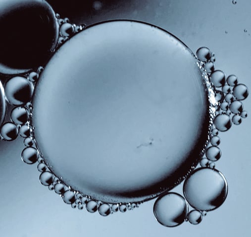 Vanishing interfacial tension measurement – a fast route to minimum miscibility pressure